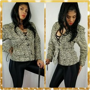 🕷La Maison De La cause Fourrure Paris blazer 🕷